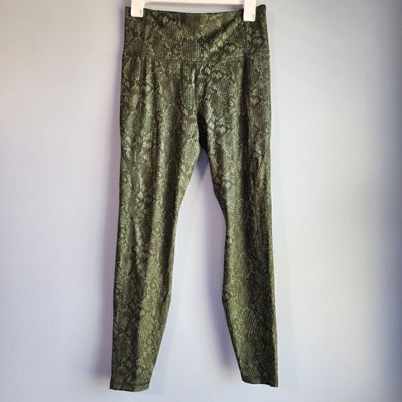 All in Motion High-Rise Leggings - Picture 4 of 9